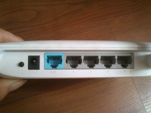无线wifi怎么连接路由器,无线网怎么连接路由器