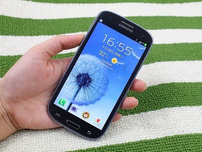 三星i9300哪年出的,三星i9300参数详情