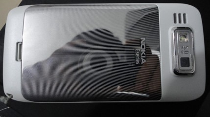 诺基亚e72i现在还能用吗,诺基亚e72i当时多少钱